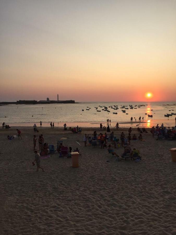 Apartamento Balneario Playa Caleta Cádiz Eksteriør billede