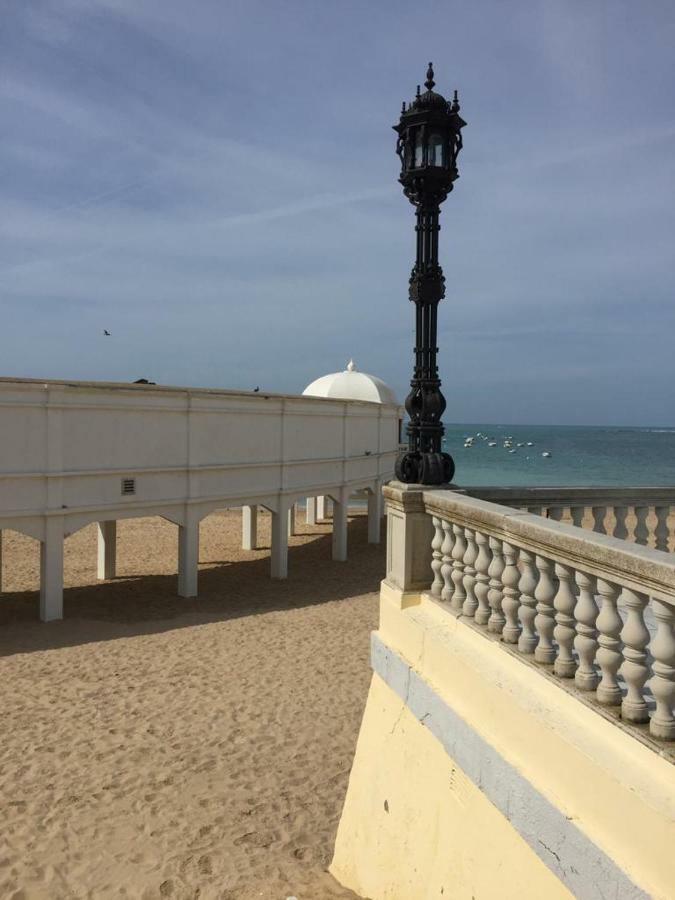Apartamento Balneario Playa Caleta Cádiz Eksteriør billede